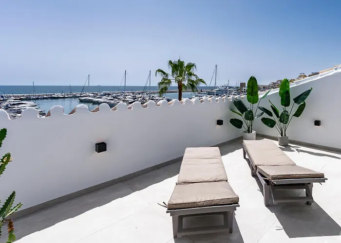 公寓 243-fully Renovated-puerto Banus Front Line Penthouse 马尔韦利亚