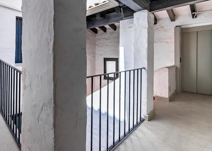 公寓 243-fully Renovated-puerto Banus Front Line Penthouse 马尔韦利亚
