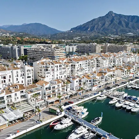 דירה 243-fully Renovated-puerto Banus Front Line Penthouse *