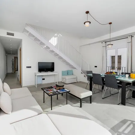 243-fully Renovated-puerto Banus Front Line Penthouse *