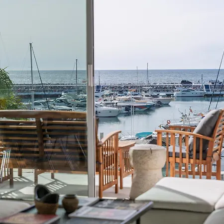 243-fully Renovated-puerto Banus Front Line Penthouse דירה *