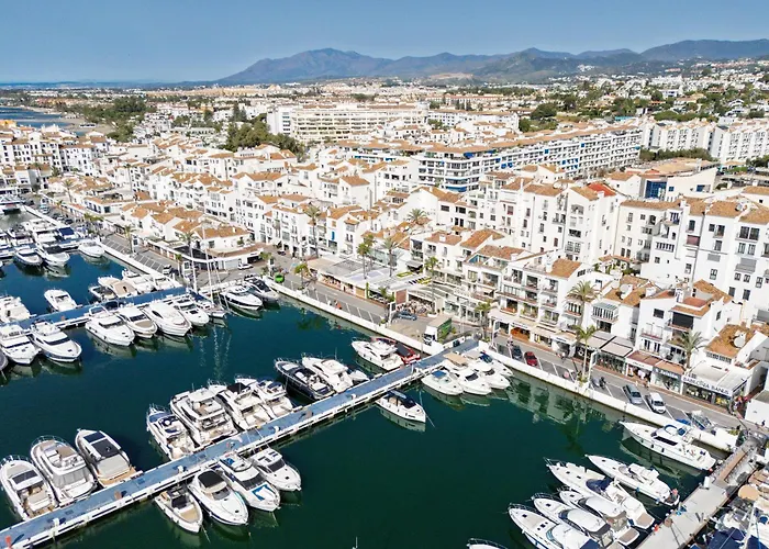 Lejlighed 243-fully Renovated-puerto Banus Front Line Penthouse Marbella