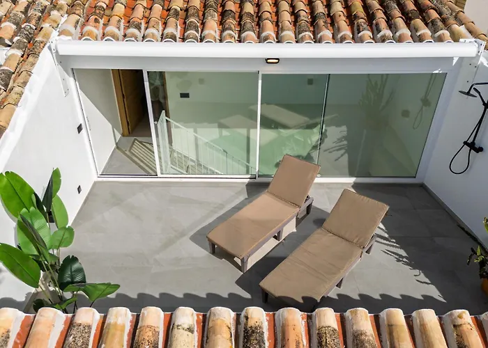 243-fully Renovated-puerto Banus Front Line Penthouse Marbella