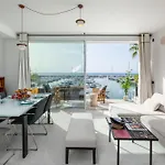 243-fully Renovated-puerto Banus Front Line Penthouse Lejlighed *