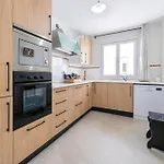 243-fully Renovated-puerto Banus Front Line Penthouse Lejlighed Marbella