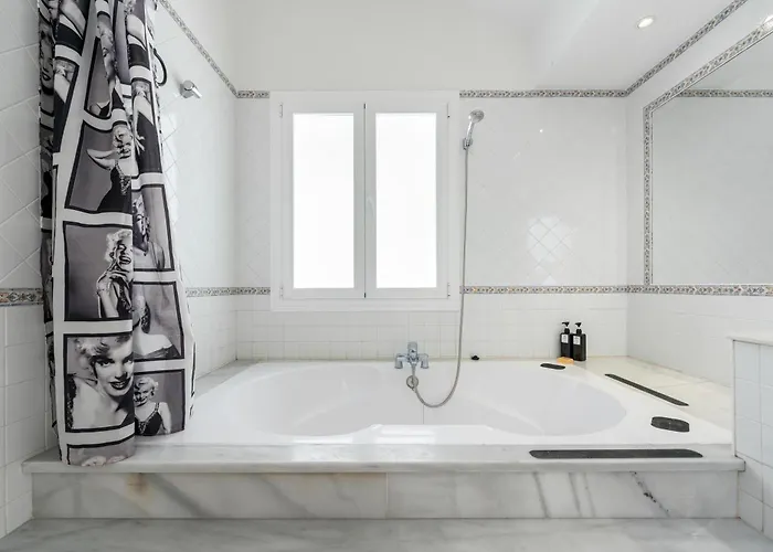 243-fully Renovated-puerto Banus Front Line Penthouse Appartamento Marbella