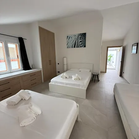 243-fully Renovated-puerto Banus Front Line Penthouse