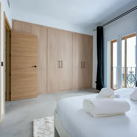 243-fully Renovated-puerto Banus Front Line Penthouse Μαρμπέλλα