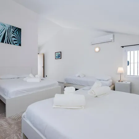Διαμέρισμα 243-fully Renovated-puerto Banus Front Line Penthouse *