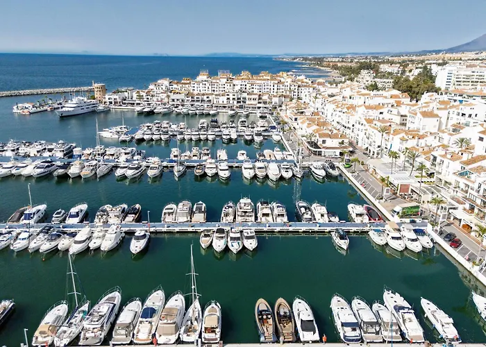 243-fully Renovated-puerto Banus Front Line Penthouse Lägenhet *