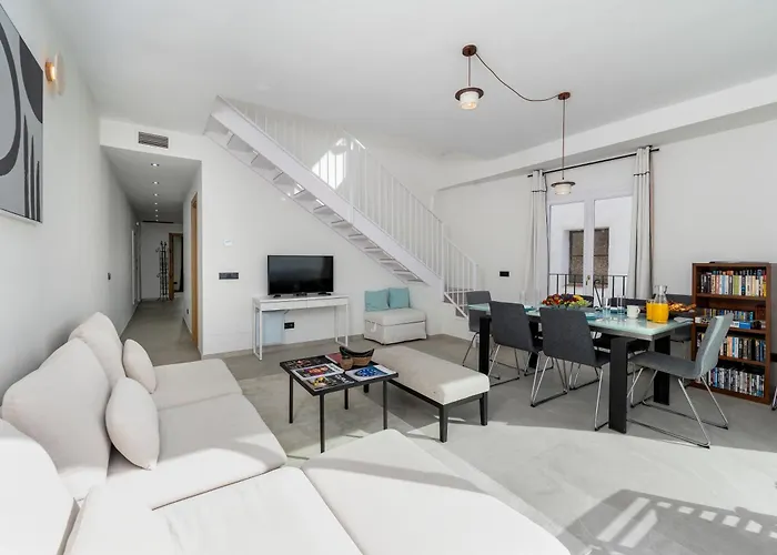 243-fully Renovated-puerto Banus Front Line Penthouse *