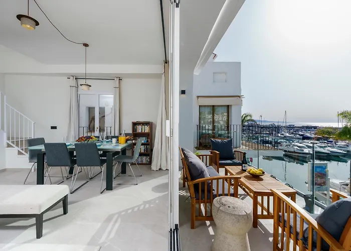 243-fully Renovated-puerto Banus Front Line Penthouse * Marbella